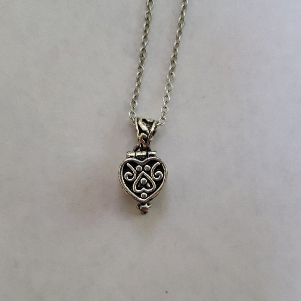 Heart locket necklace